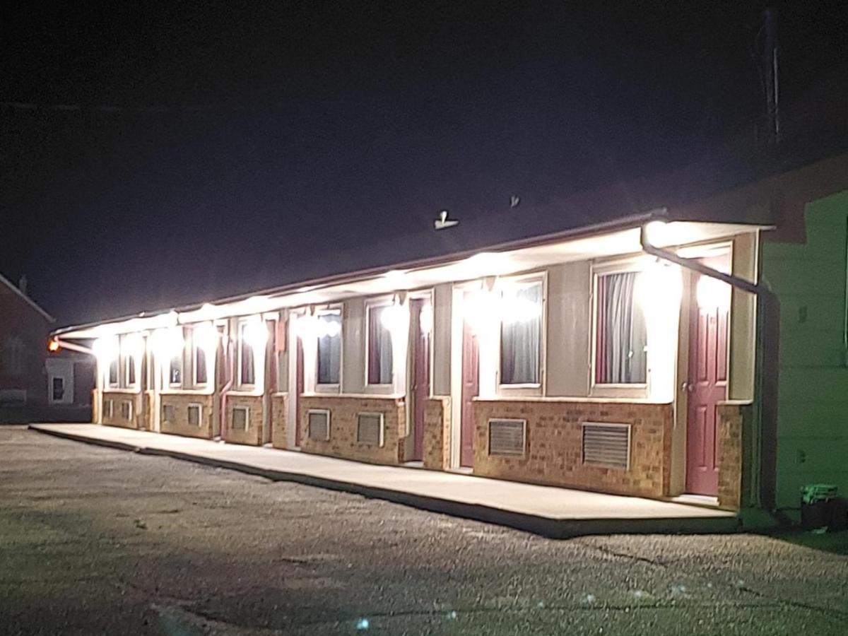 Shady Rest Motel Arapahoe Exterior photo